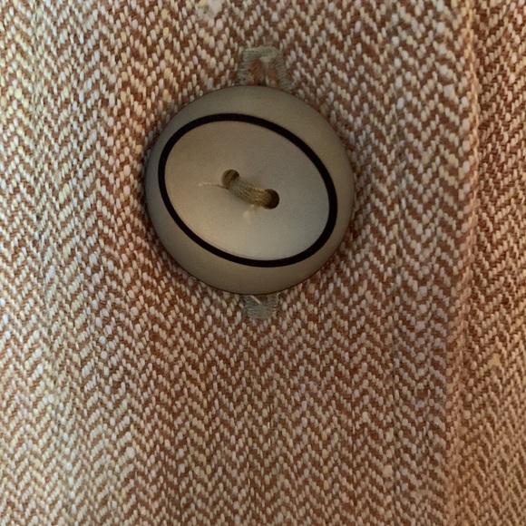 3/4 Length Tan Linen Jacket With 4 Buttons - Picture 7 of 7